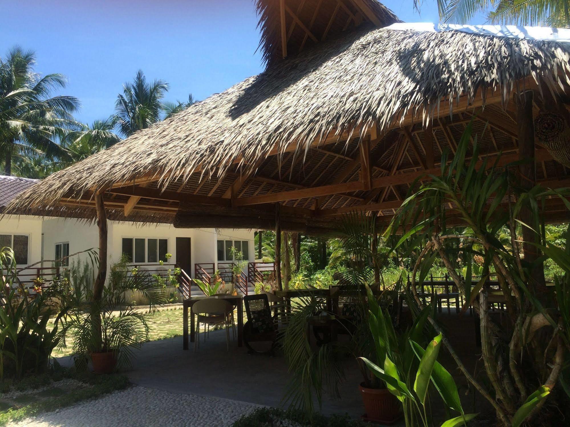 Inn Vivo Siargao 2*