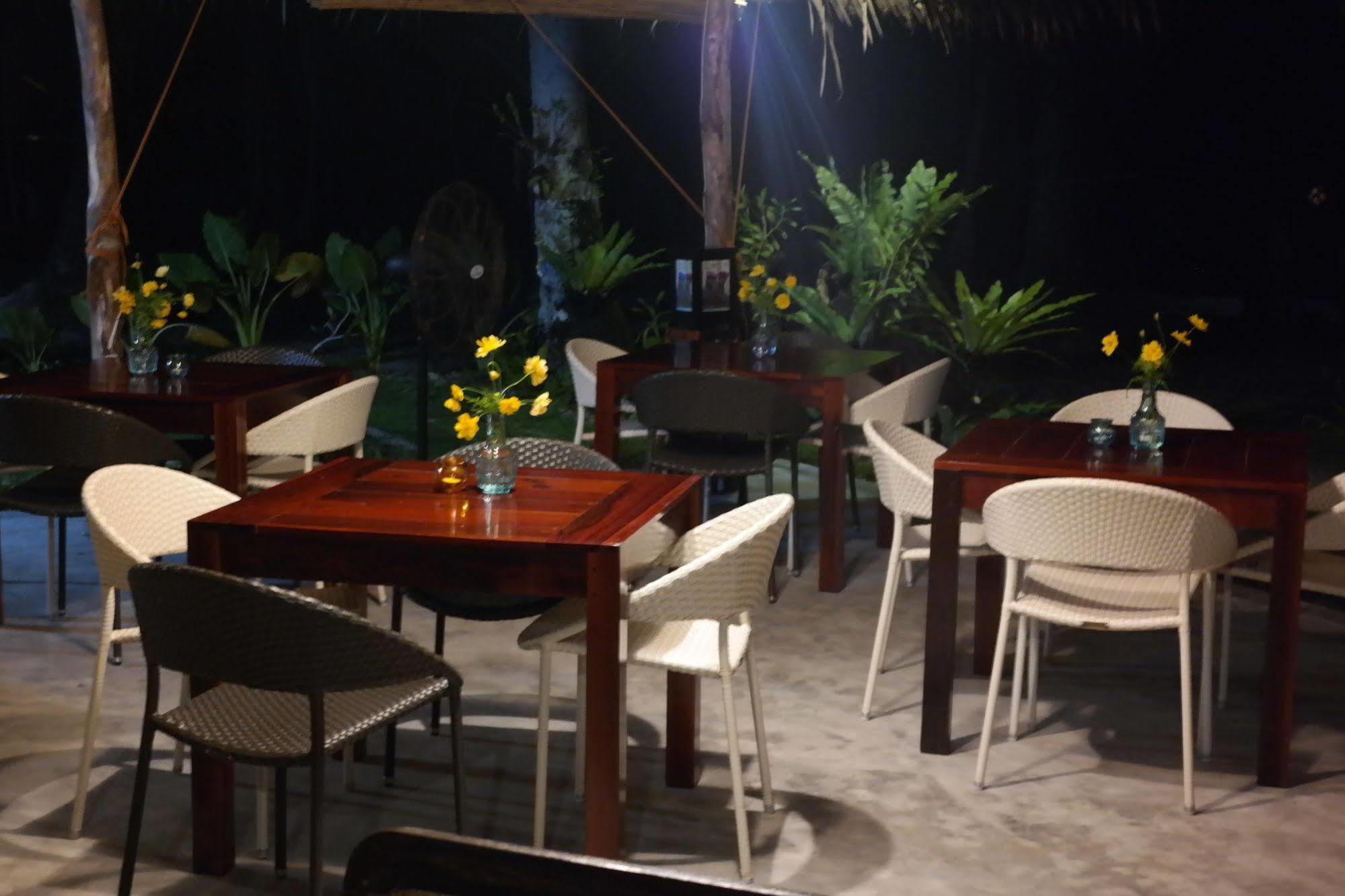 Vivo Siargao Inn 2*